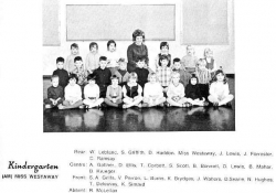 1969 - 70, Kindergarten 2 - AM